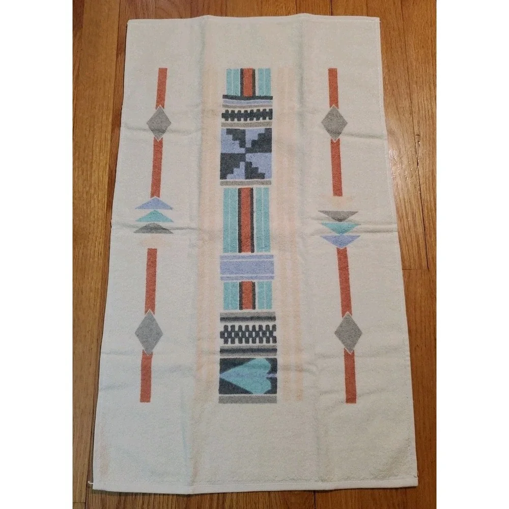 Vintage Cannon Royal Family Hand Towel‎ Southwest Geometric Print